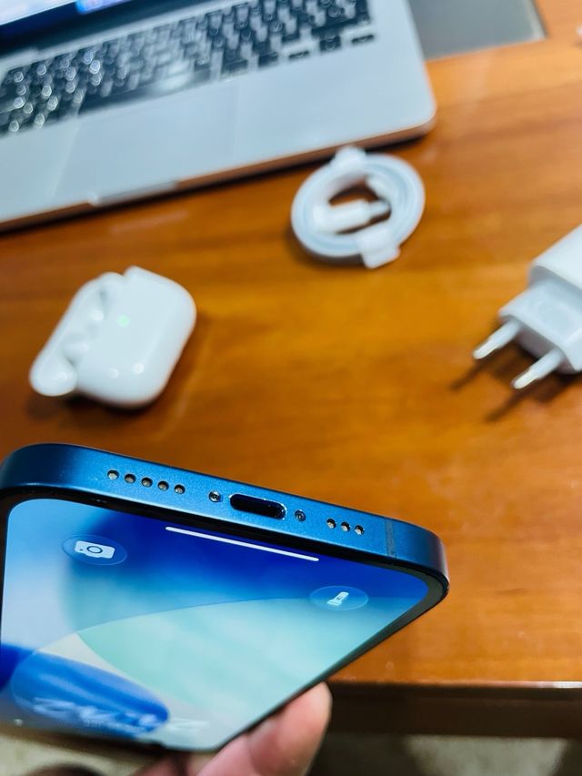 iPhone 12 Azul - 100% Bateria + Regalos