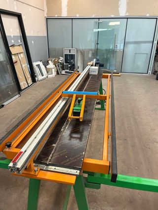 Máquina retestadora para perfiles