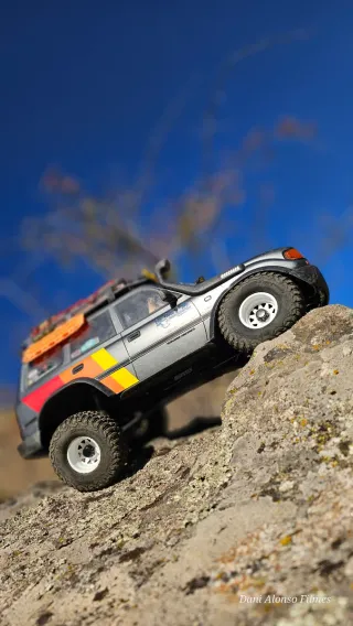 FMS FCX10 LC80 RC Crawler