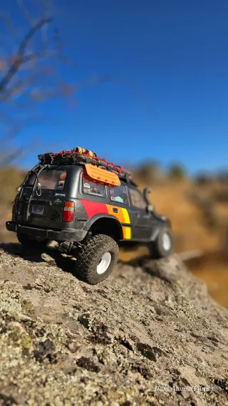 FMS FCX10 LC80 RC Crawler