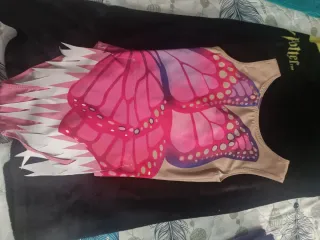 Mallot mariposa rosa y beige