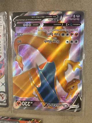 3 Cartas Pokémon Charizard EX y V