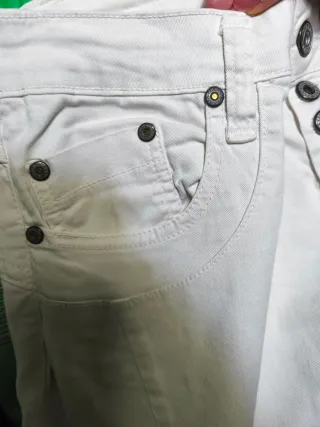 Pantaloni bianchi in cotone