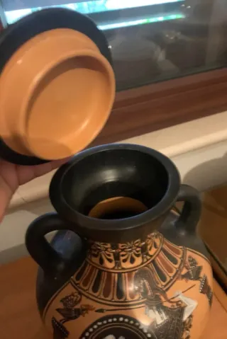 Vaso ceramica decorato scena antica