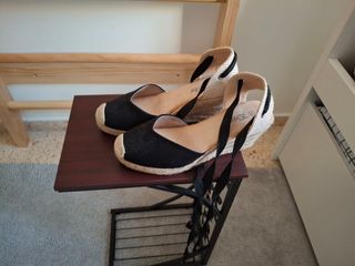Sandalias Rishka Cuña Negra y Beige Talla 39