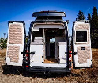 Camper Man TGE 3.180 4x4 2025. Todos los extras