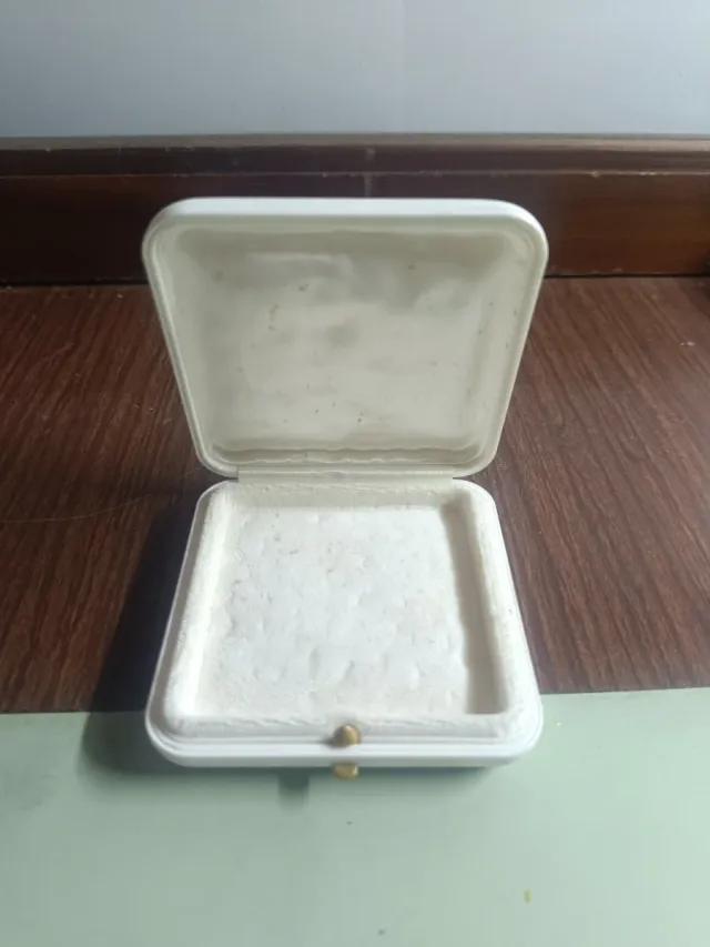 Custodia per medaglia Papale