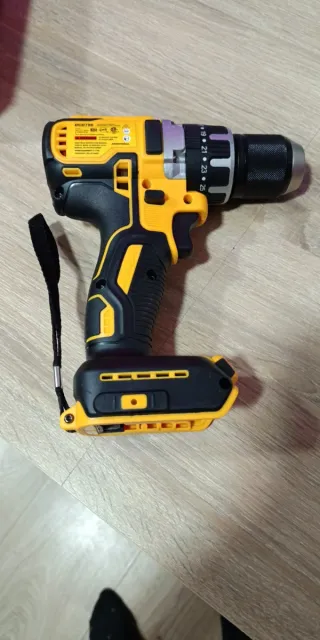 Taladro Atornillador Dewalt DCD-796 Brushless