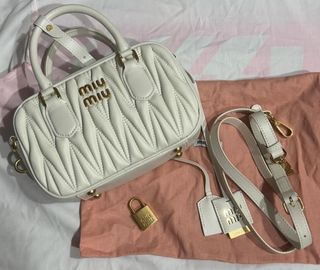 Borsa Miu Miu Arcadie Matelassé in oro bianco