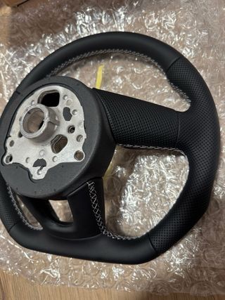 Volante S Negro achatado