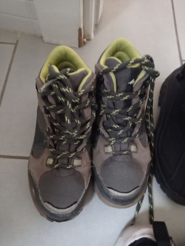 Scarpe Lotto Bambino Taglia 28-30 trekking, sci