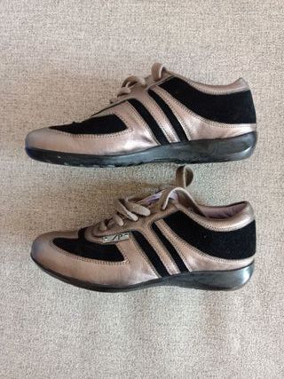 Scarpe Studio Pollini donna tg. 37