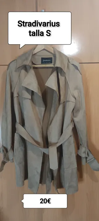 Trench Stradivarius Talla S Beige