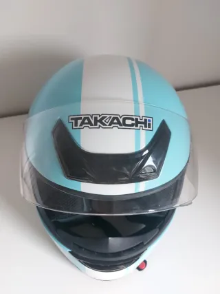 Casco de moto nuevo.