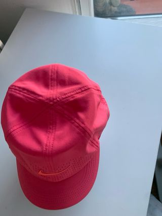 Gorra Nike Rosa Perforada