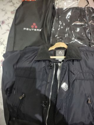 Chaquetón Peuterey Negro costó 600 euros