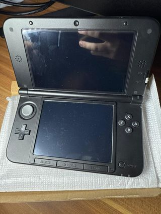 Nintendo 3DS XL Monster Hunter 3 Ultimate Pack