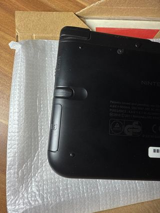 Nintendo 3DS XL Monster Hunter 3 Ultimate Pack