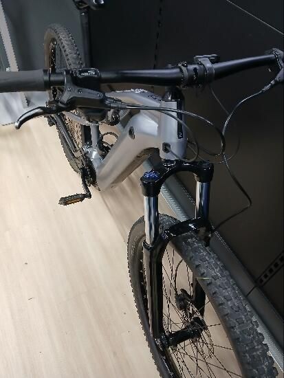 Bicicleta eléctrica de montaña 29" aluminio E-EXPL 500 S