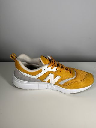 New Balance 997H Amarillo