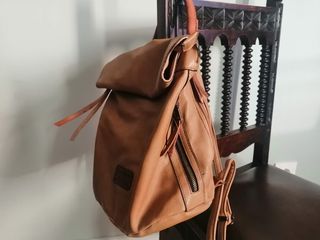 Mochila Libero color Camel  Cuero