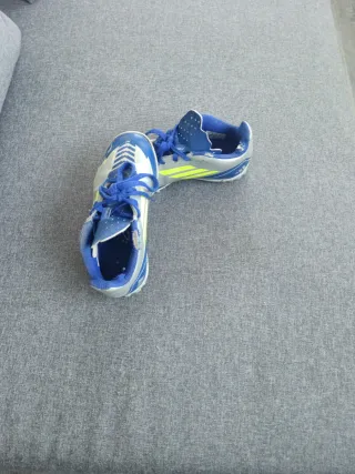 Zapatos de fútbol Adidas