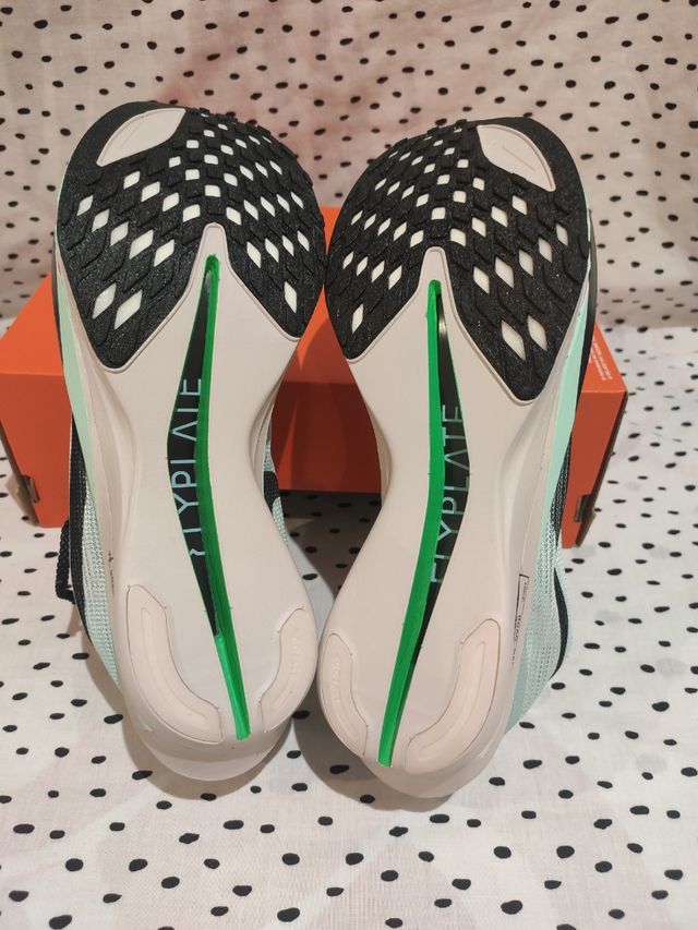 T40,5 Nike Zoomx Streakfly 2