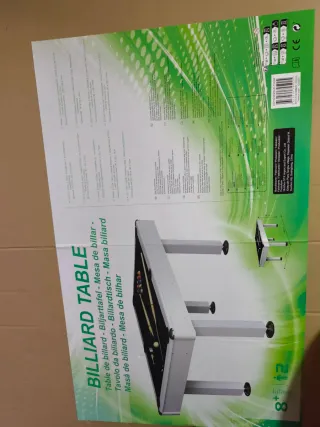 Mesa de billar blanca sin estrenar