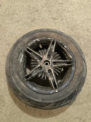 Cerchio 11 pollici 140mm piaggio