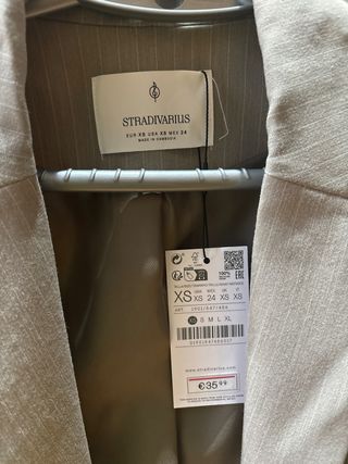 Blazer Stradivarius beige talla XS/34