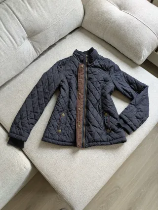 Chaqueta acolchada azul mujer