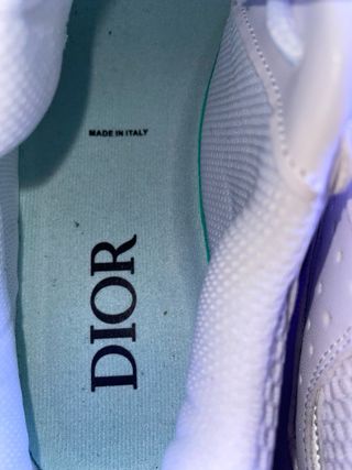 Scarpe da ginnastica bianche e grigie