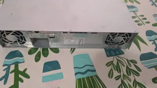 NAS Synology RS1219+ con 8 discos WD Red 4TB r