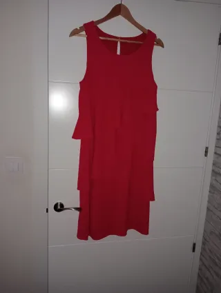 Vestido rojo con volantes