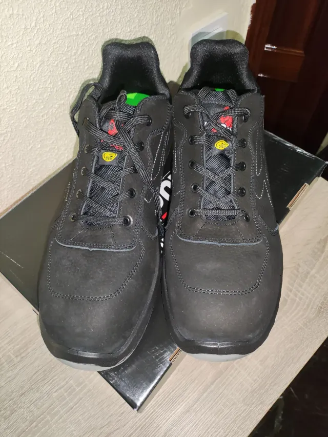 Zapatos de trabajo U-Power negros