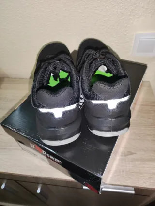 Zapatos de trabajo U-Power negros