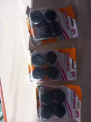 Tapones Goma Negra Ø 30mm Moncasa (16 uds)