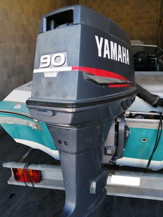 Motor fueraborda Yamaha 90 HP