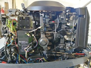 Motor fueraborda Yamaha 90 HP