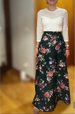 Falda larga floral. Veneno en la piel