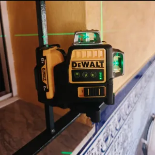 Nivel Láser Dewalt 12V