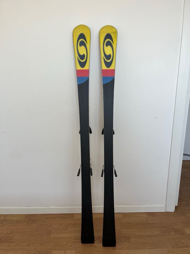 Sci Salomon con bastoncini