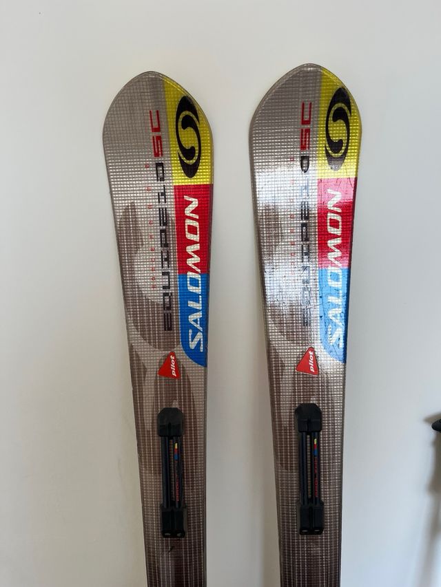 Sci Salomon con bastoncini