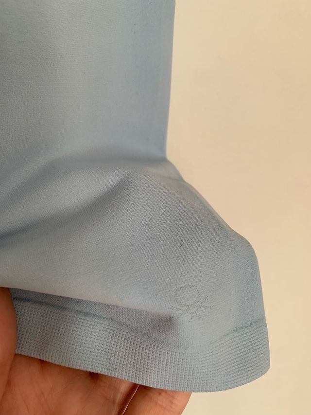 Lote 2 tops Benetton tacto seda