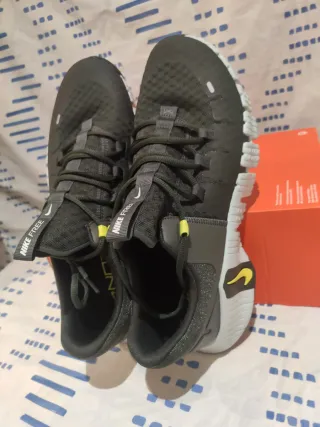 T. 45 Zapatillas Nike Free Metcon 5