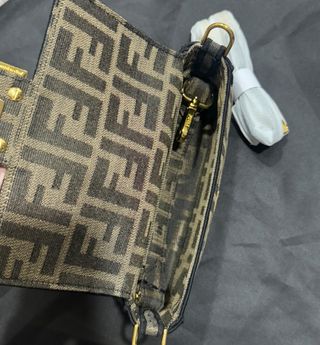 Bolso Fendi pequeño marrón y dorado