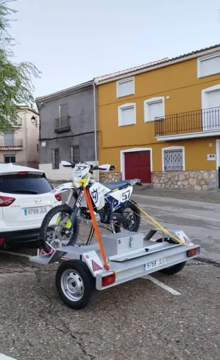 Remolque moto transversal