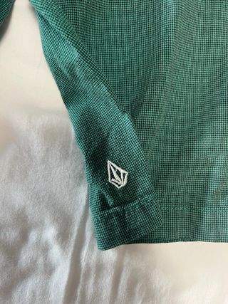 Pantalón corto Volcom verde talla 33 EEUU