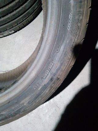 2 Neumáticos Good Year 225/45 R17 91Y