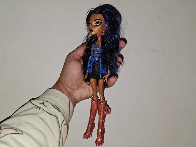 Muñeca Monster High Robecca Steam